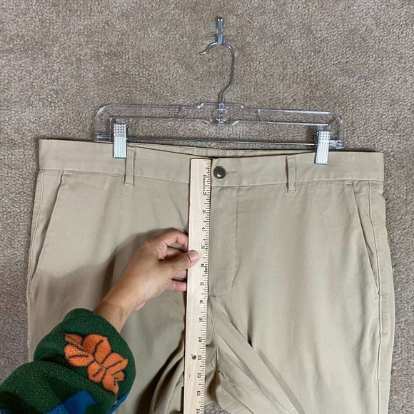 Everlane Performance Chino Pant Mens Size 35 x 32 Khaki Stretch Athletic Fit NEW - Picture 7 of 12